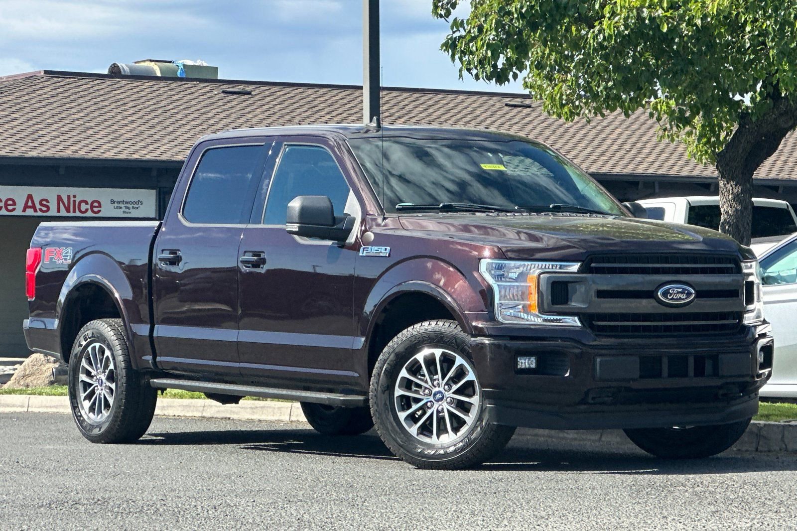 Used 2019 Ford F150 XLT w/ Equipment Group 302A Luxury image 2
