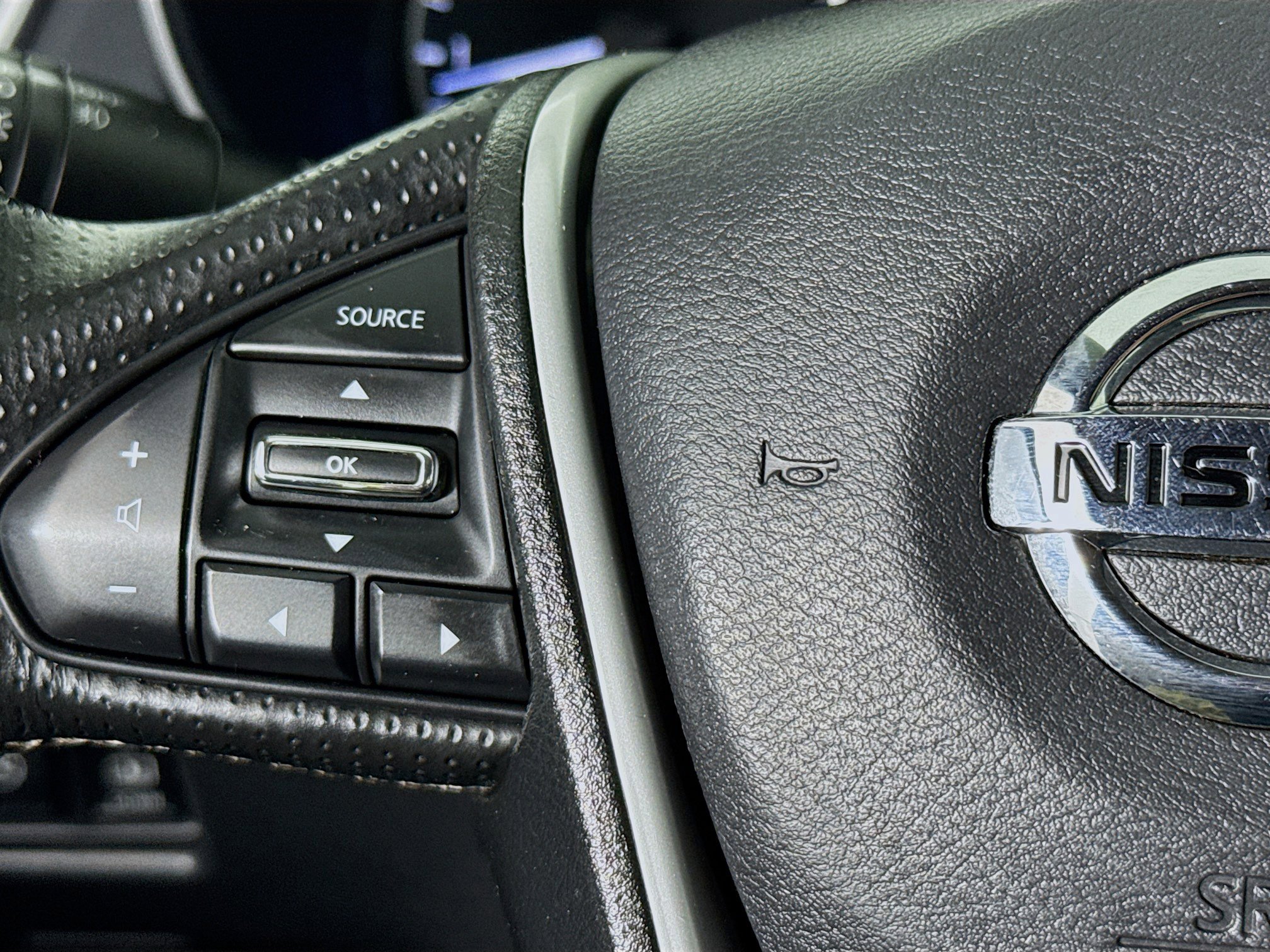 Used 2016 Nissan Maxima Platinum image 13