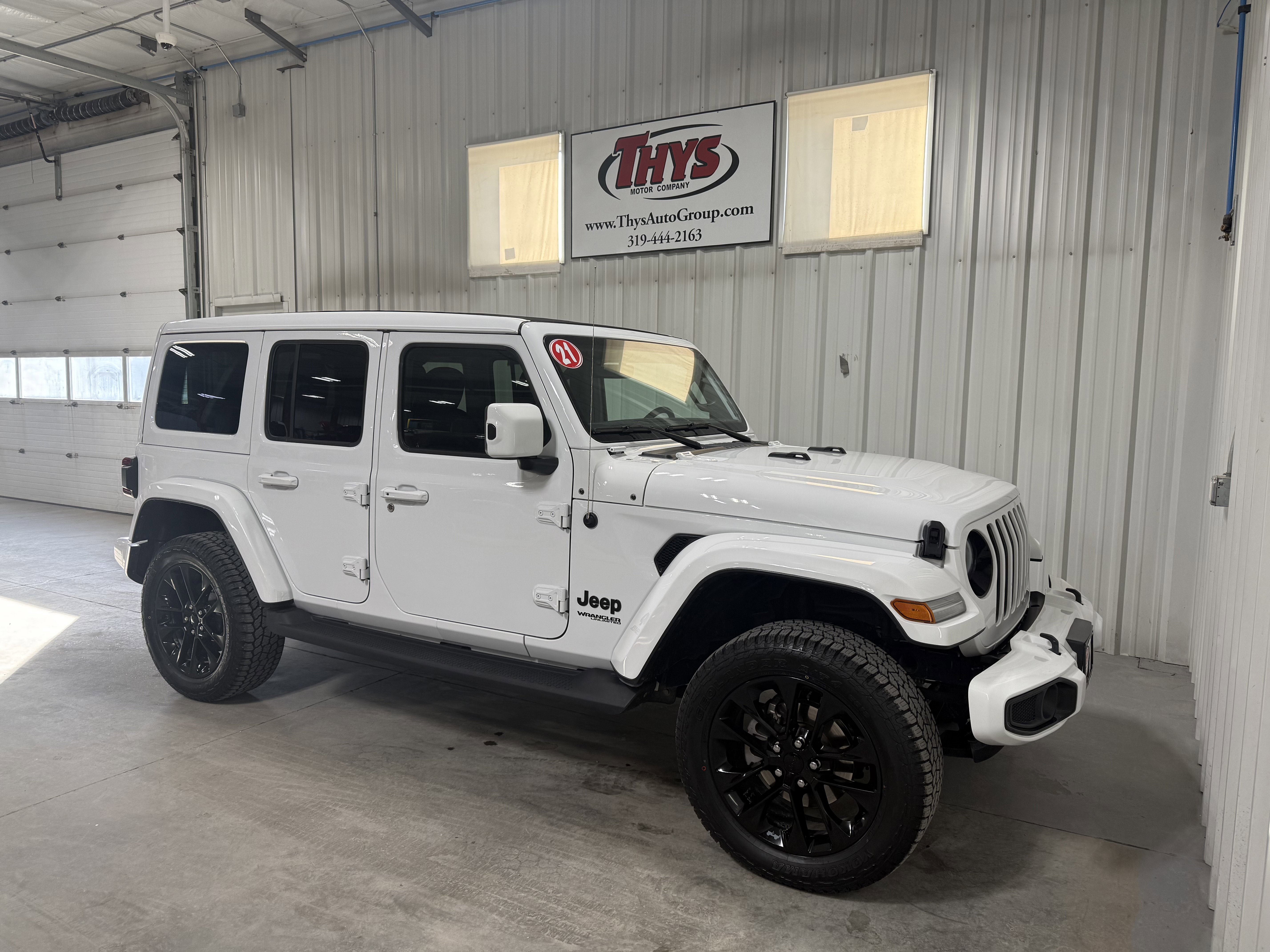 Used 2021 Jeep Wrangler Unlimited Sahara image 1