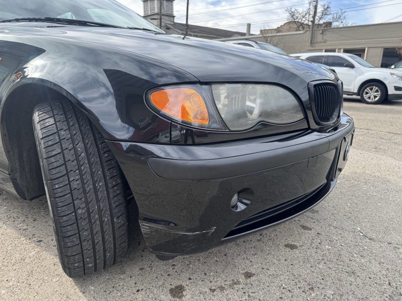 Used 2004 BMW 325i Sedan image 13
