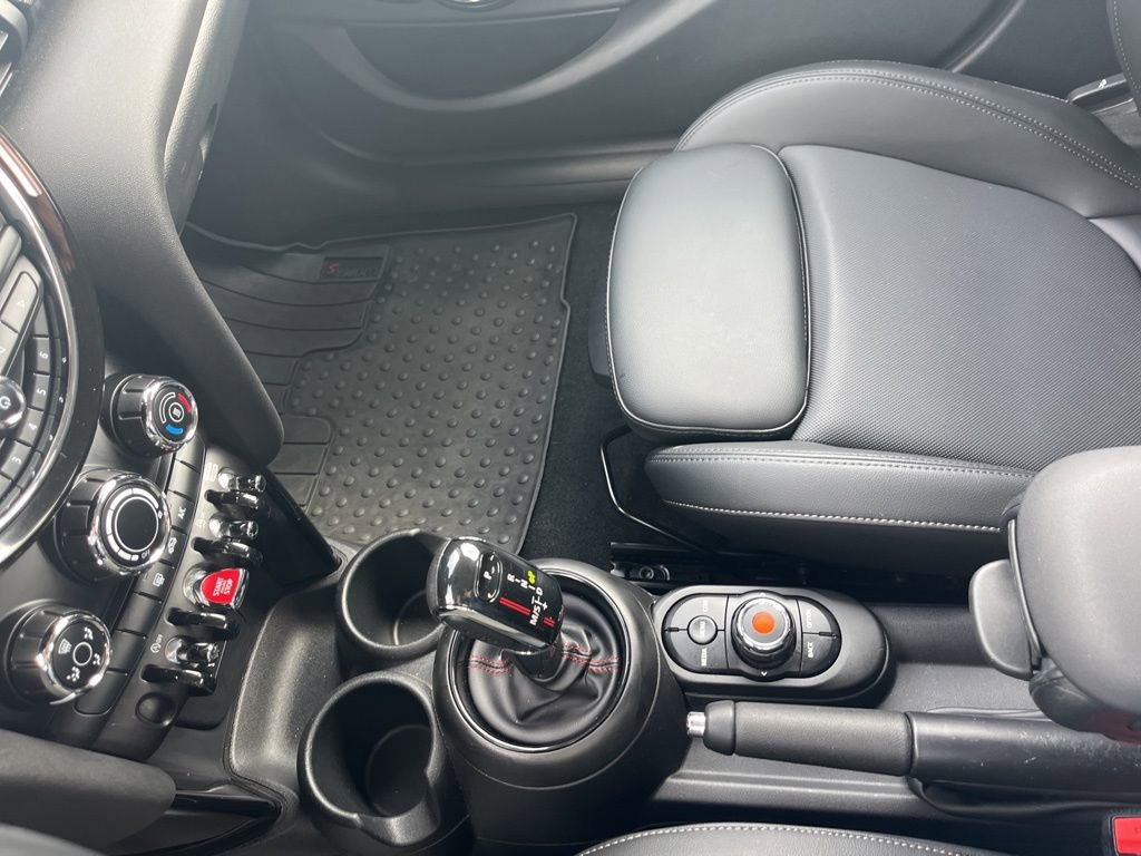 Used 2021 MINI Cooper S image 23