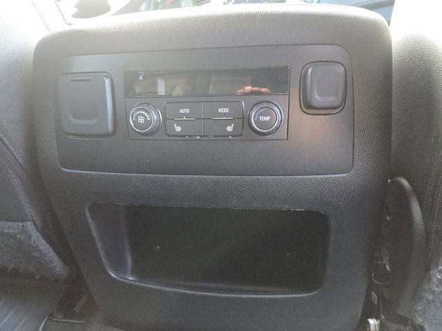 Used 2017 GMC Yukon SLT image 14