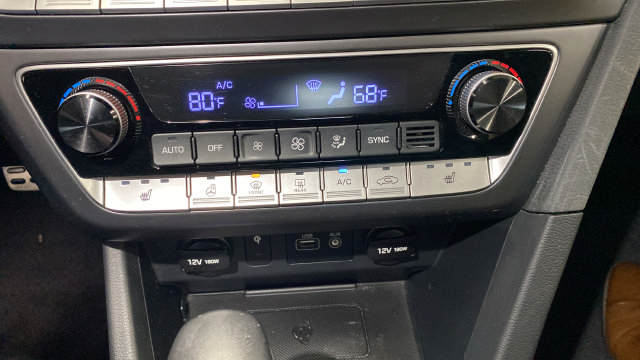 Used 2019 Hyundai Sonata Sport w/ Tech Package 03 FWD image 18