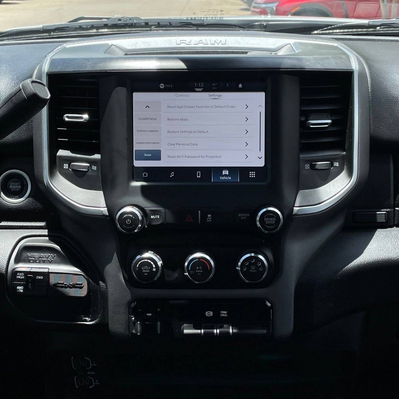 Used 2024 RAM 3500 Big Horn AWD/4WD image 18