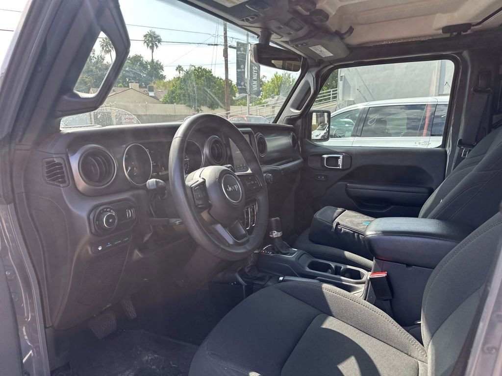 Used 2023 Jeep Wrangler Unlimited w/ 8.4" Radio Group AWD/4WD image 7