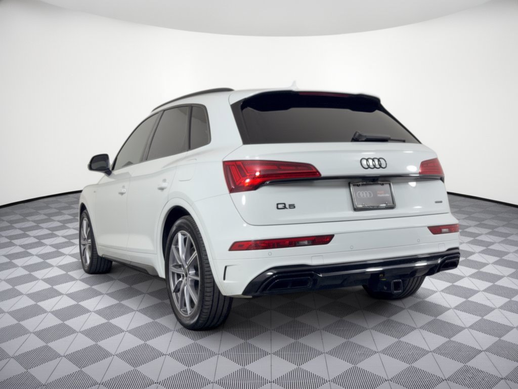 Certified 2024 Audi Q5 e Premium Plus w/ Premium Plus Package AWD/4WD image 3