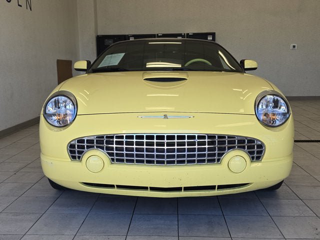 Used 2002 Ford Thunderbird RWD image 2