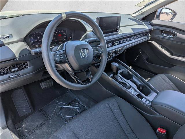 Used 2023 Honda Accord EX image 11