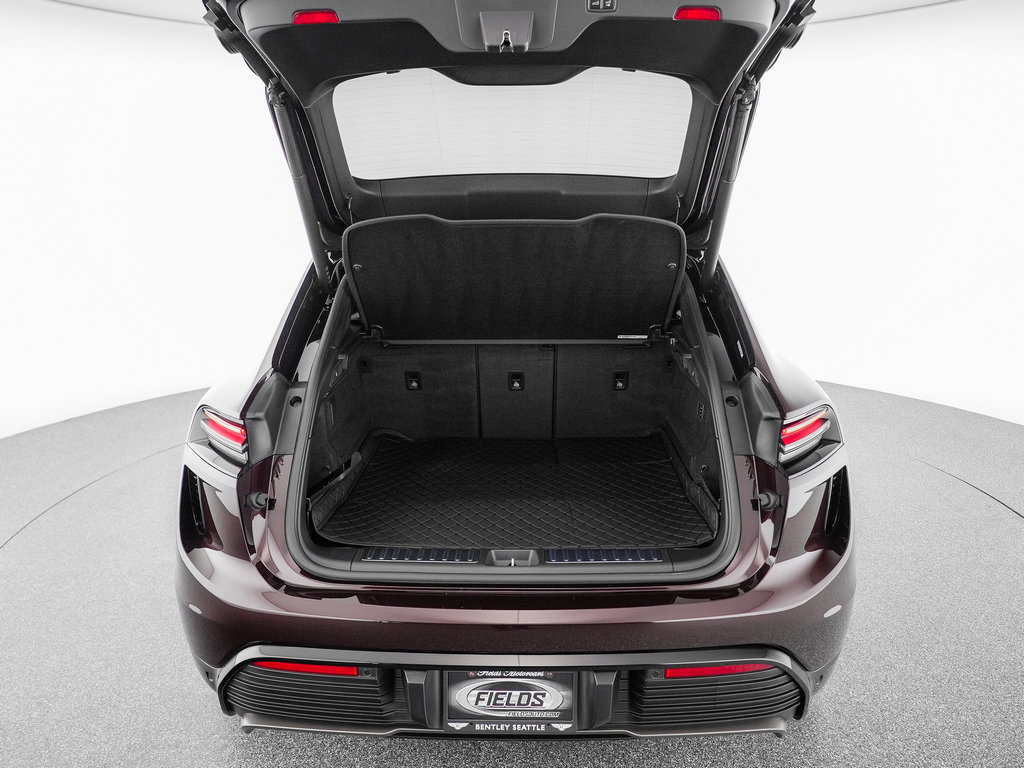 Used 2024 Porsche Macan Turbo Electric AWD/4WD image 42