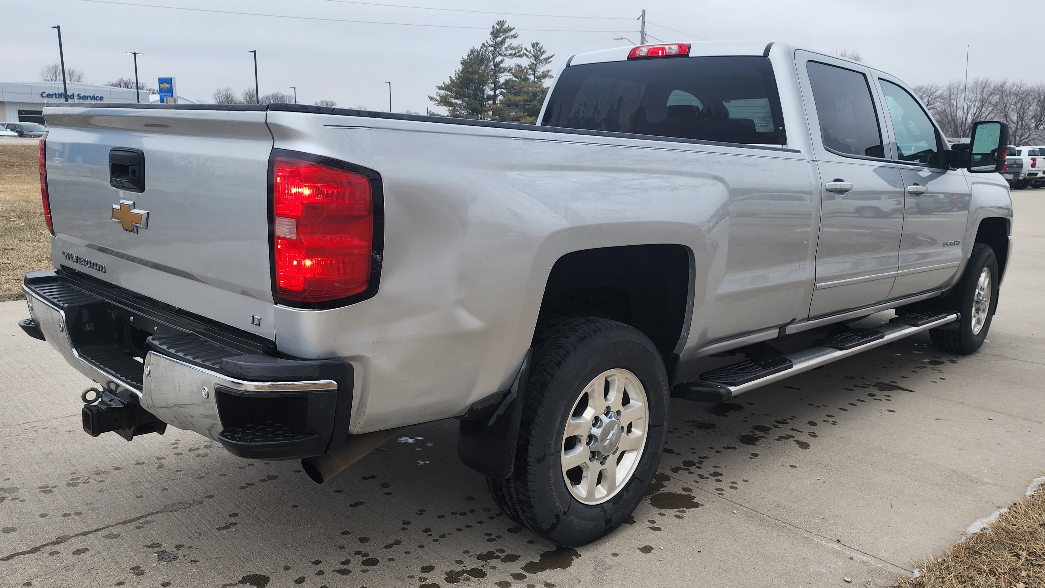 Used 2015 Chevrolet Silverado 2500 LT w/ LT Convenience Package image 4