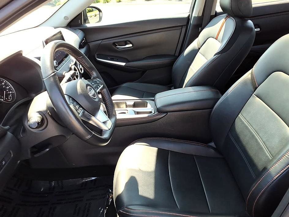 Used 2024 Nissan Sentra SR w/ SR Premium Package FWD image 14