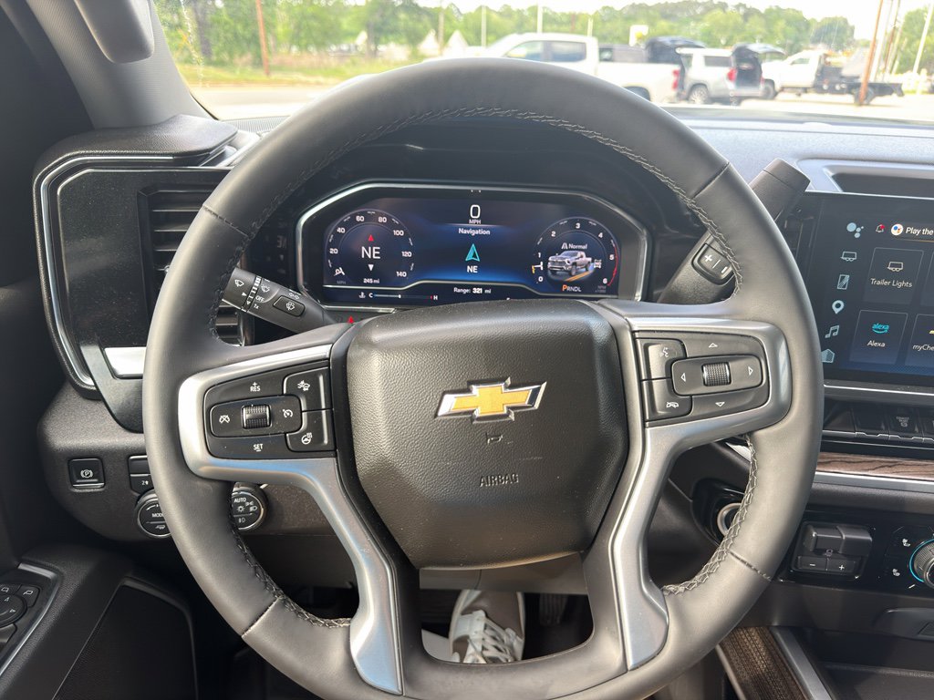 Used 2025 Chevrolet Silverado 2500 LT w/ Convenience Package AWD/4WD image 19