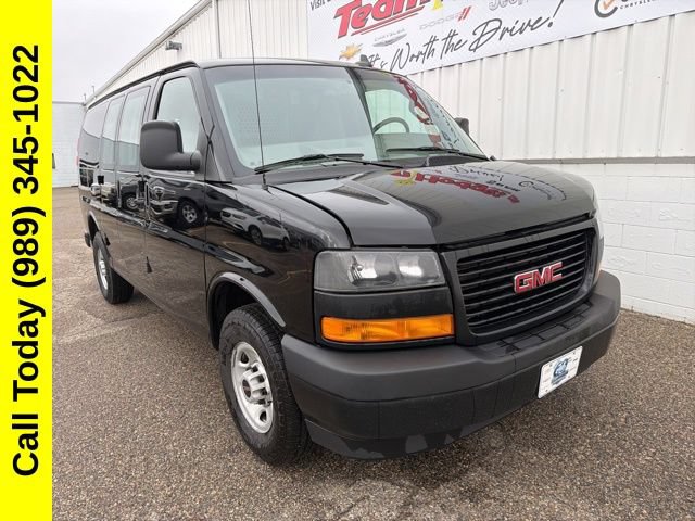Used 2022 GMC Savana 2500 w/ Communications Package RWD image 3