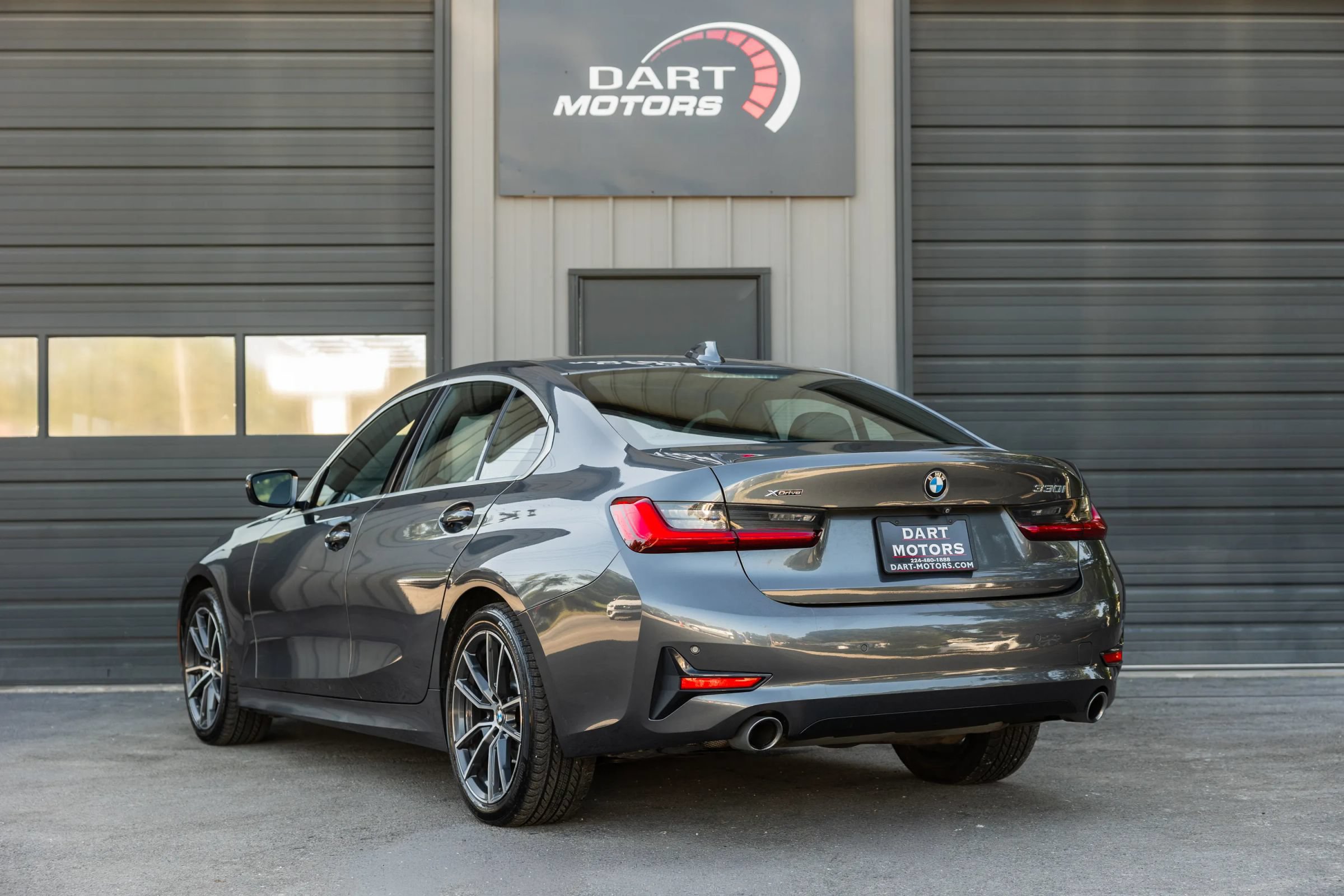 Used 2020 BMW 330i xDrive Sedan w/ Convenience Package AWD/4WD image 5