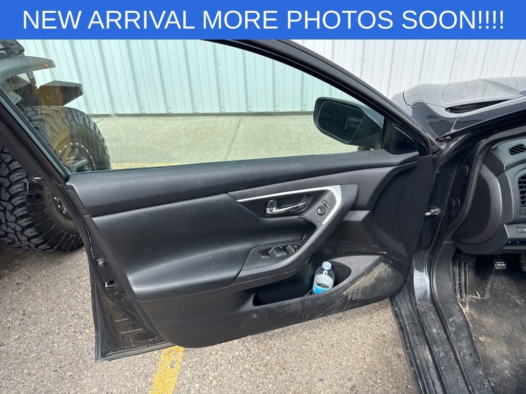 Used 2016 Nissan Altima 2.5 S w/ Power Driver Seat Package FWD image 9