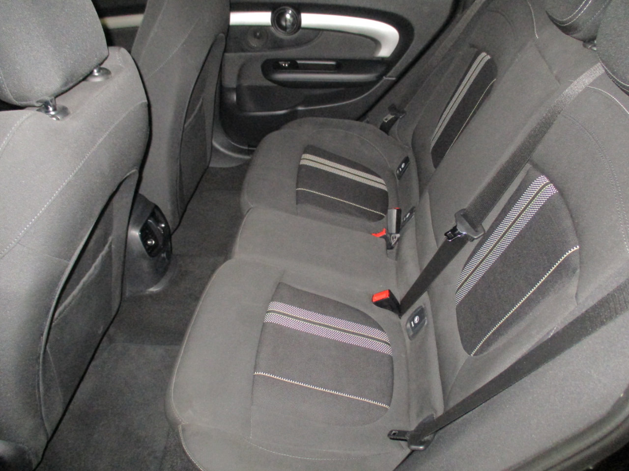 Used 2017 MINI Cooper Clubman S image 10