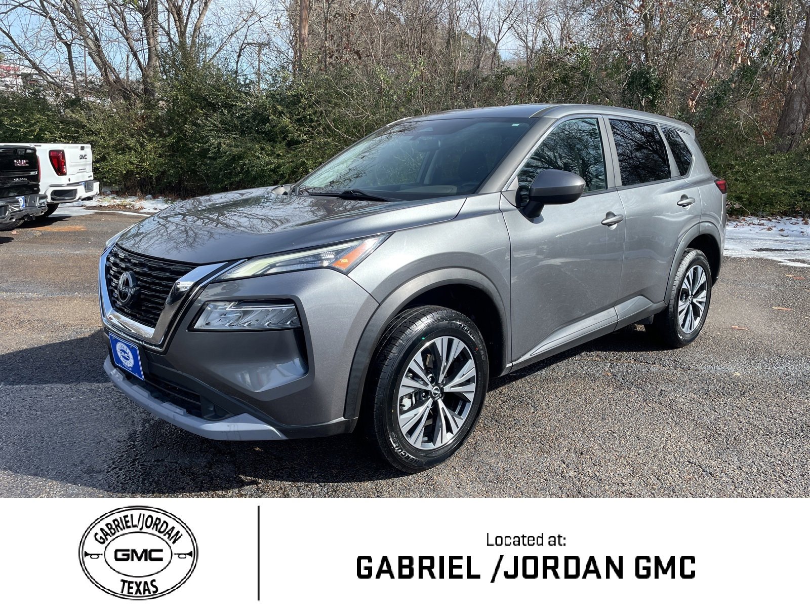 Used 2023 Nissan Rogue SV image 1