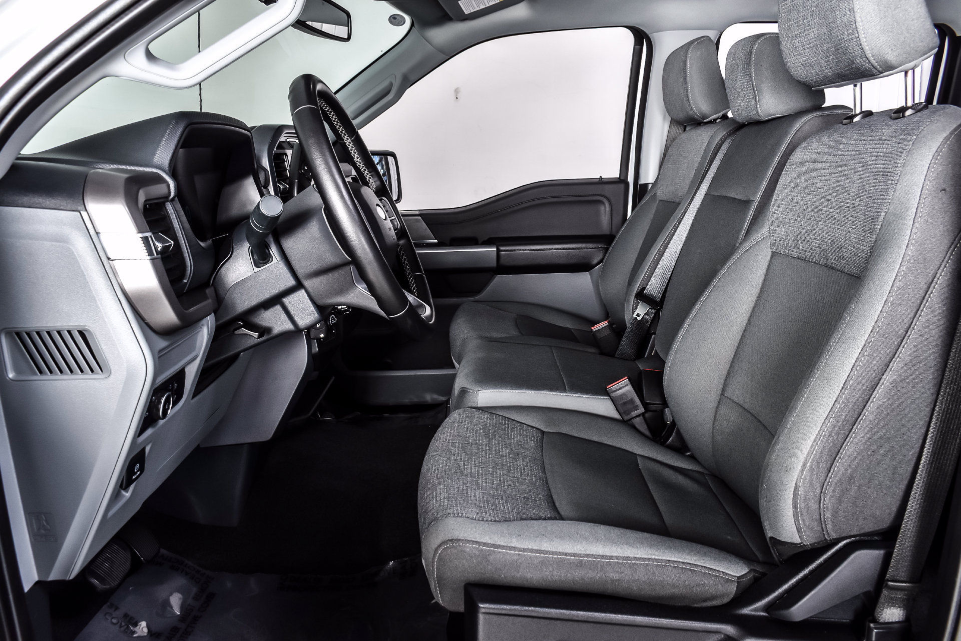 Used 2024 Ford F150 XLT w/ Tow/Haul Package AWD/4WD image 13