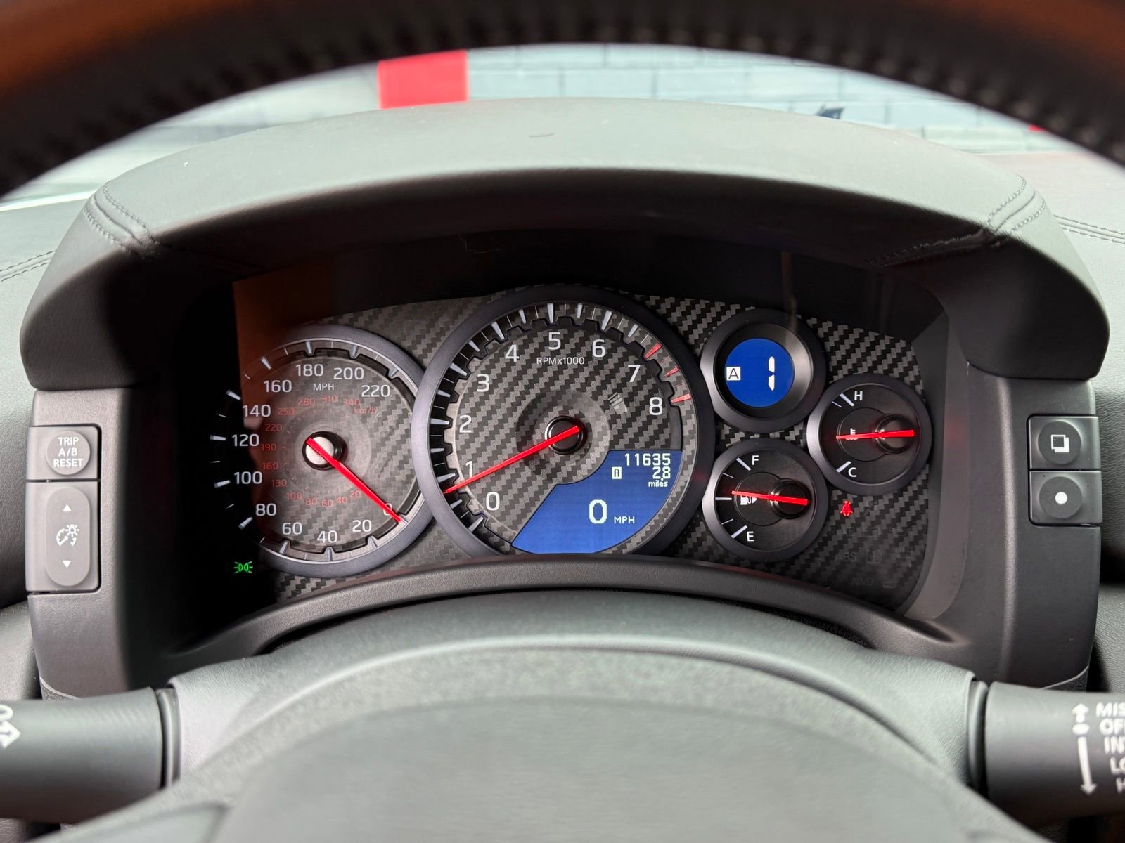 Used 2023 Nissan GT-R Premium w/ Floor Mat Package image 32