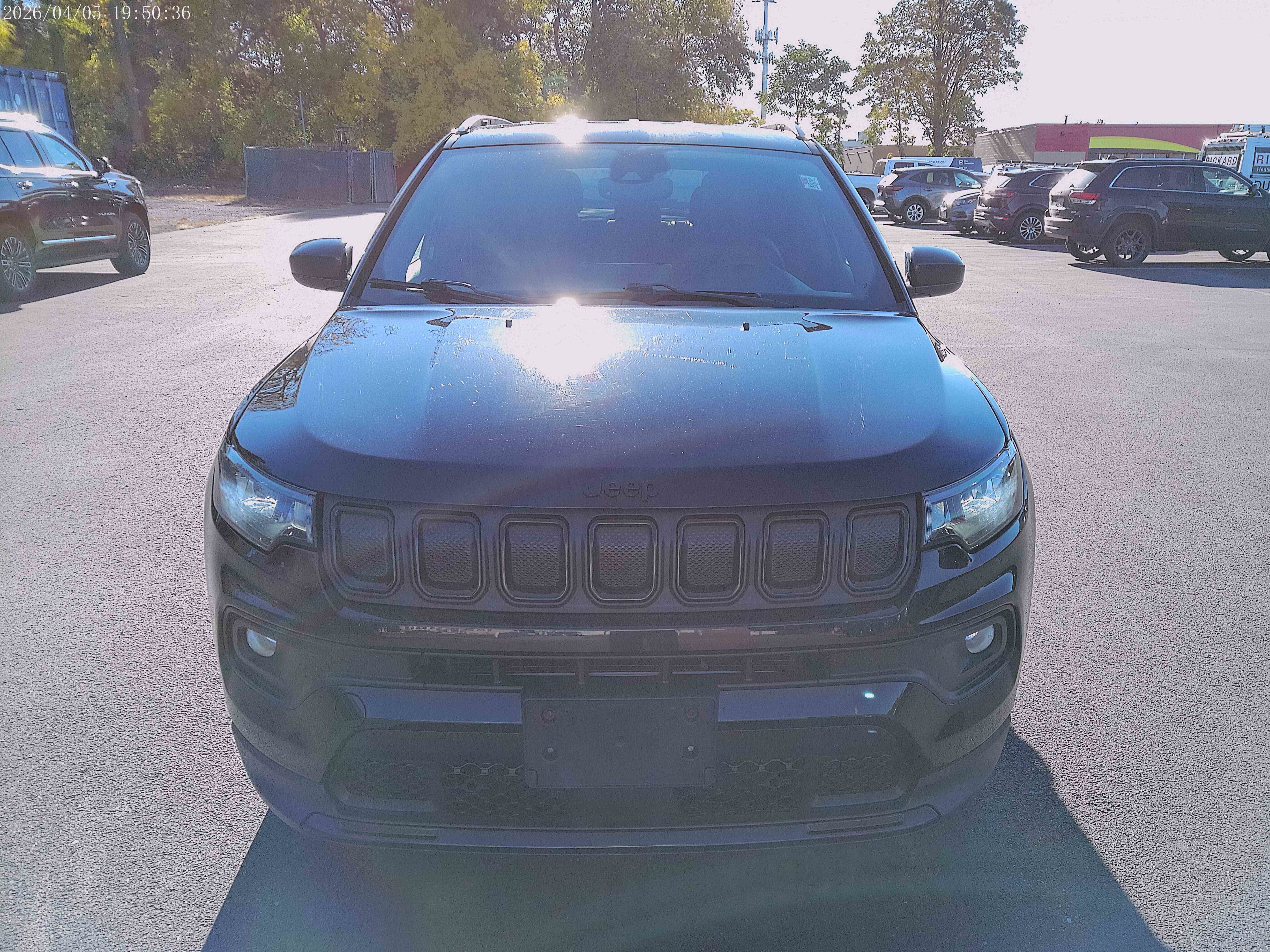 Used 2022 Jeep Compass Latitude w/ Convenience Group AWD/4WD image 9