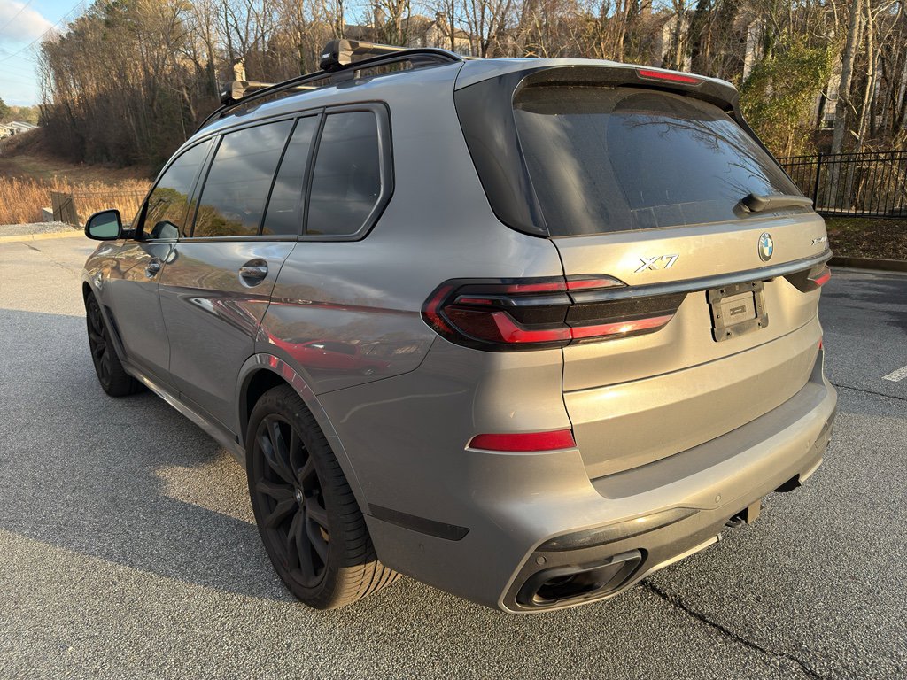 Used 2024 BMW X7 xDrive40i w/ M Sport Package image 7