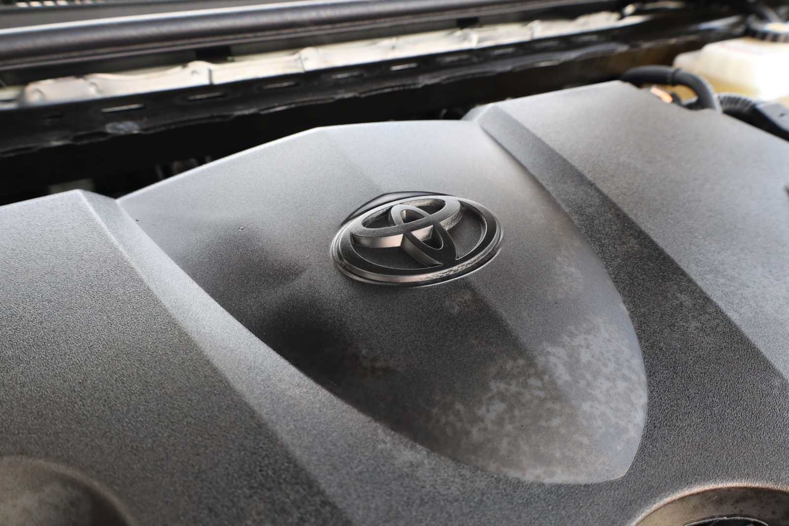 Used 2021 Toyota Avalon XLE FWD image 60