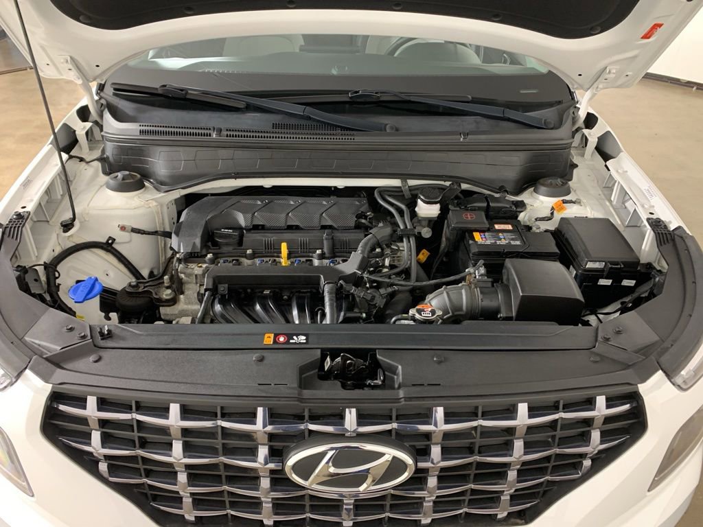 Used 2022 Hyundai Venue SEL image 38