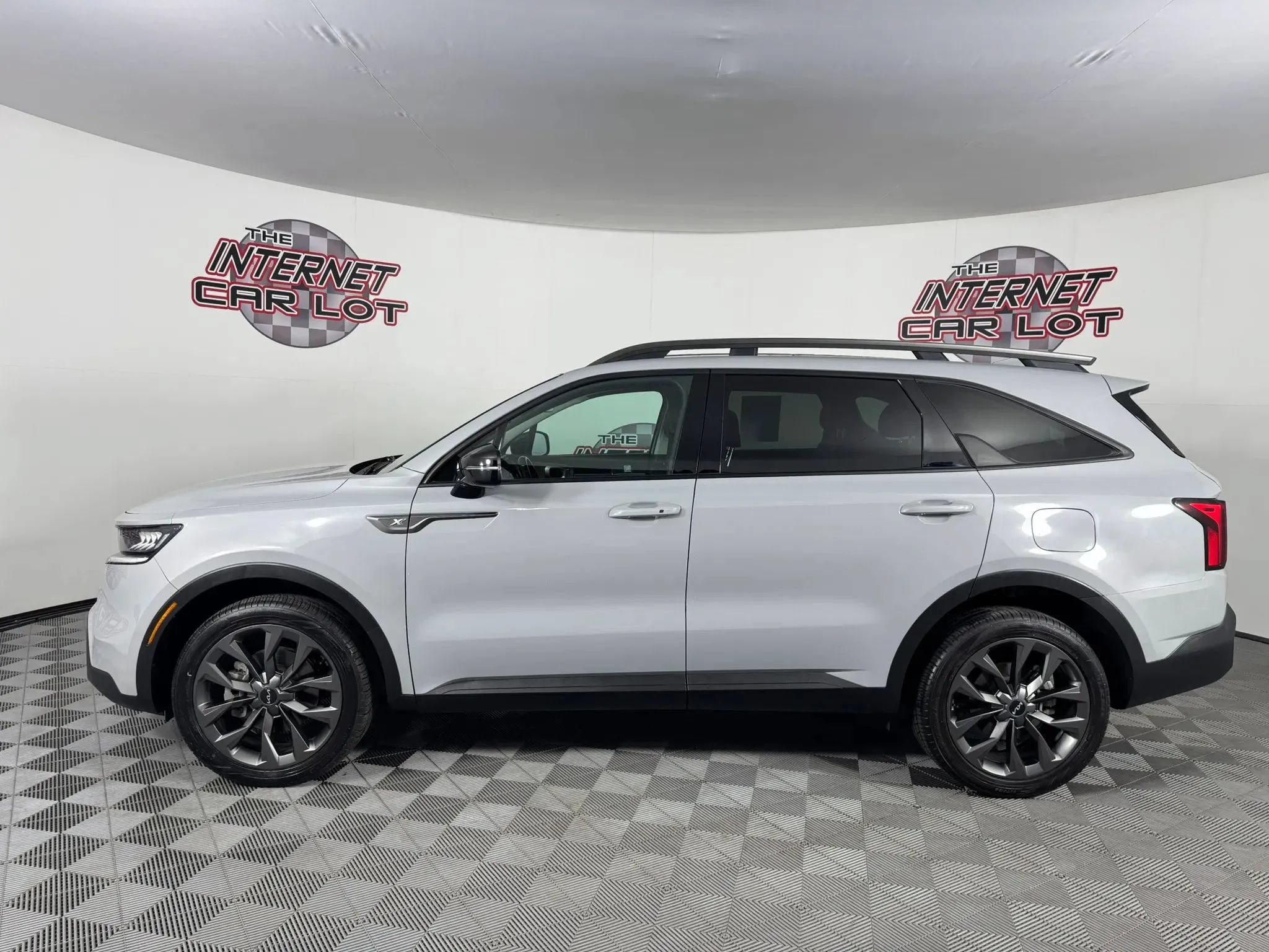 Used 2023 Kia Sorento X-Line EX AWD/4WD image 4
