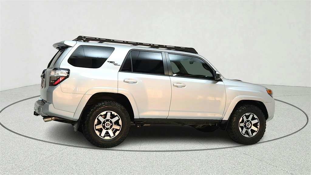 Used 2018 Toyota 4Runner TRD Off-Road image 6