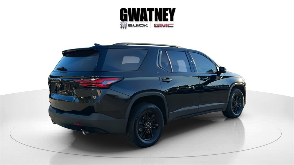 Used 2023 Chevrolet Traverse LT image 7