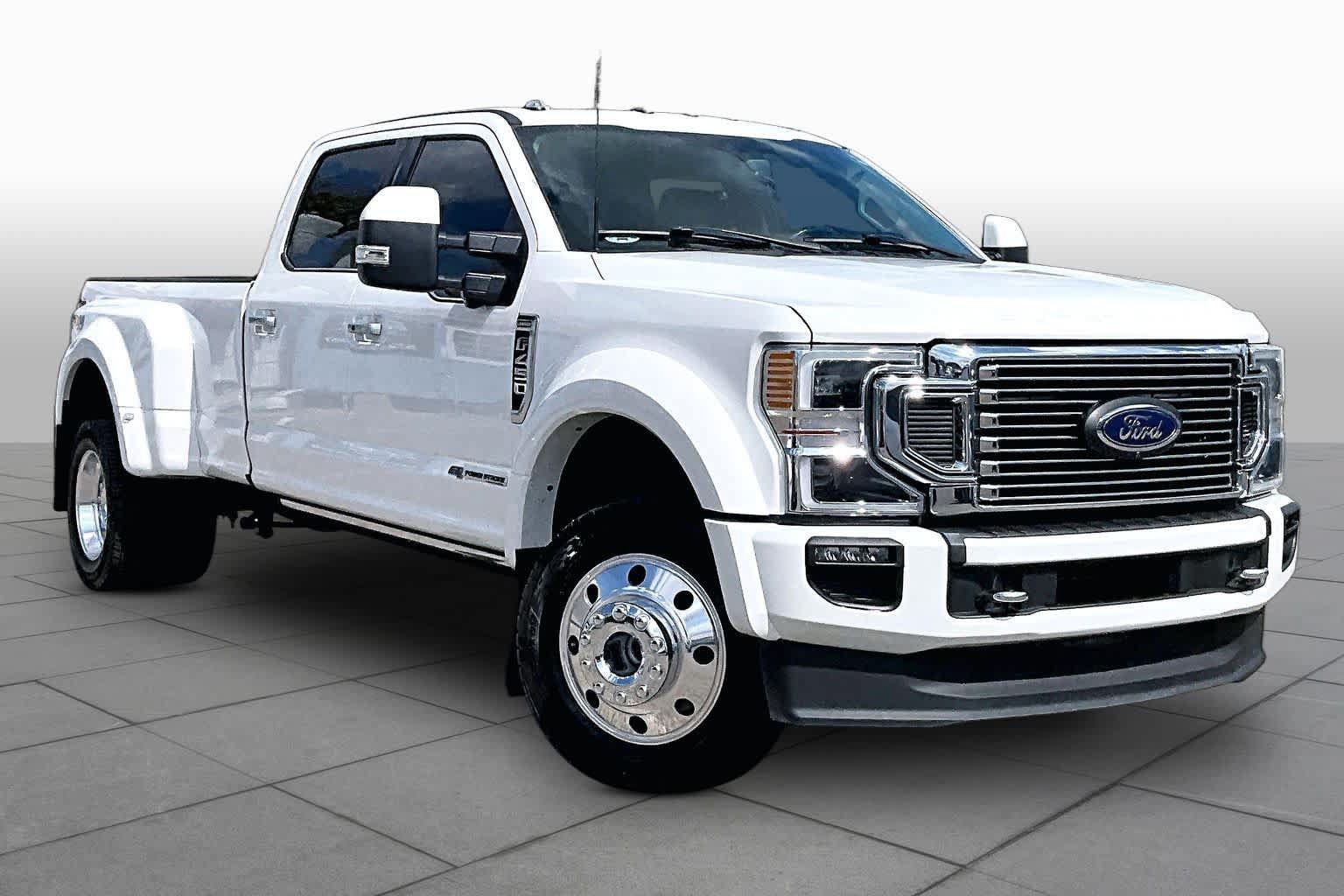 Used 2022 Ford F450 Limited w/ FX4 Off-Road Package AWD/4WD image 3