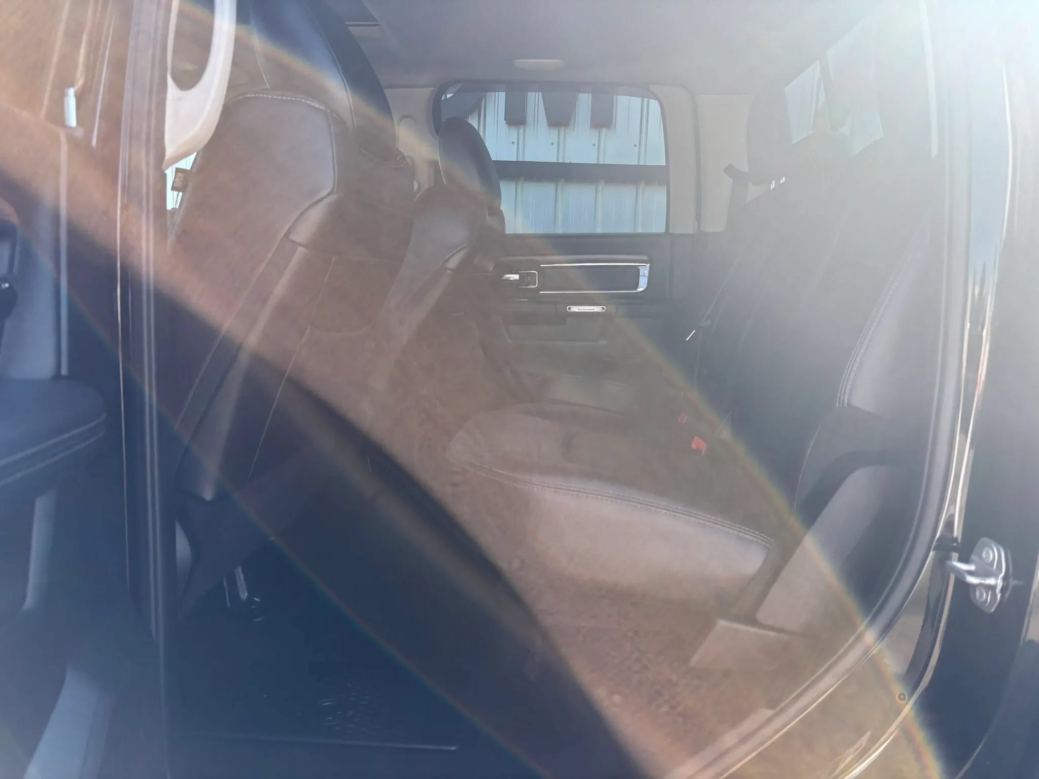 Used 2018 RAM 2500 Laramie w/ Snow Chief Group AWD/4WD image 16