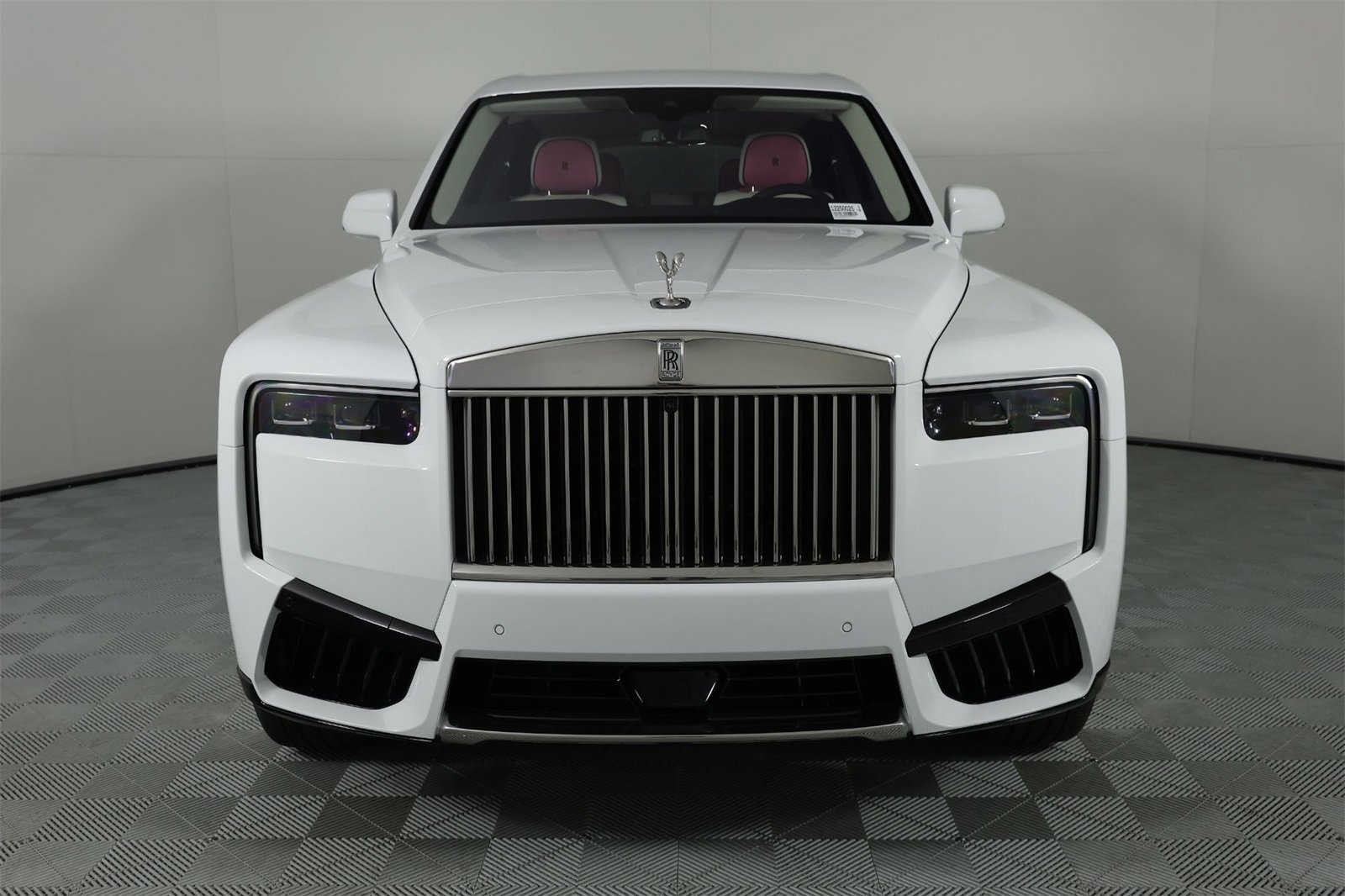 New 2025 Rolls-Royce Cullinan w/ Dynamic Package image 10