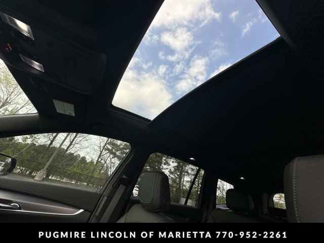 Used 2025 Cadillac XT6 Luxury image 31