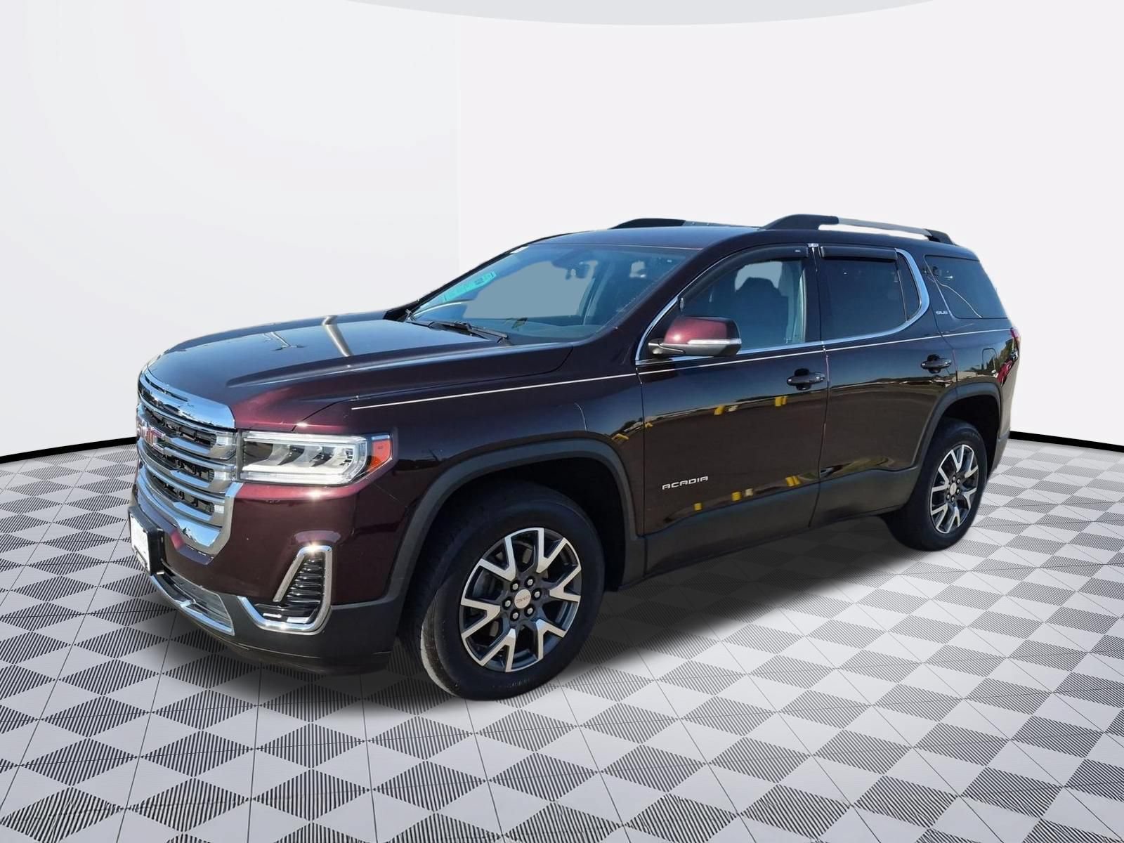 Used 2020 GMC Acadia SLE w/ Driver Convenience Package FWD image 4