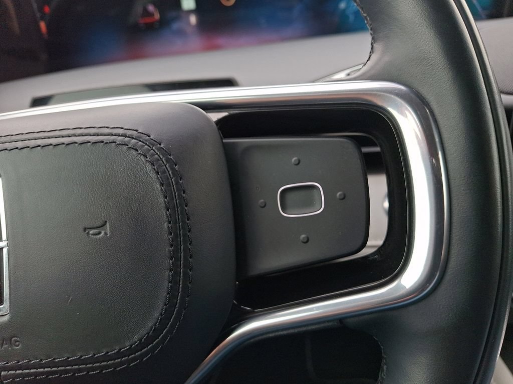Certified 2025 Lincoln Nautilus Premier AWD/4WD image 23