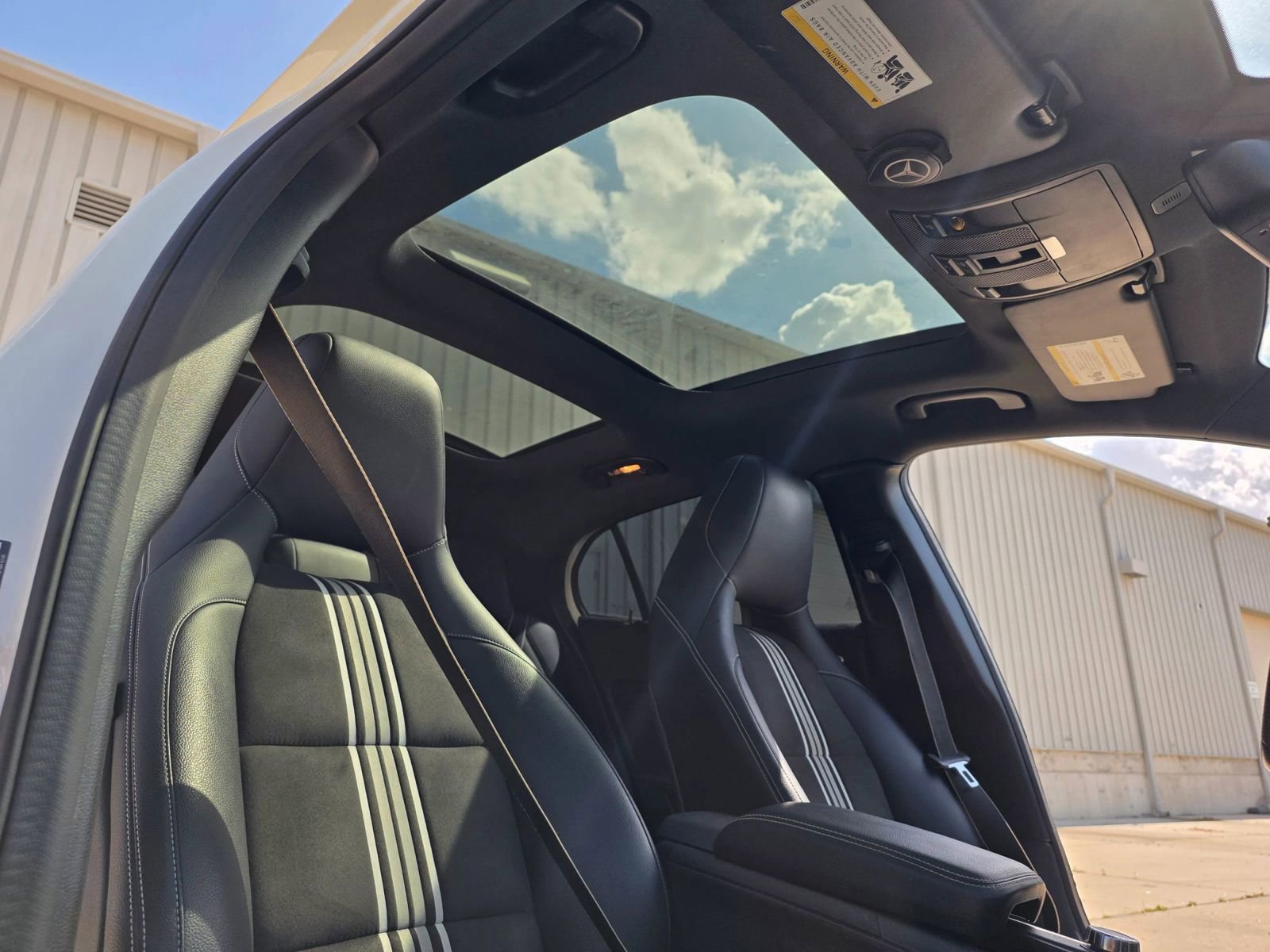 Used 2018 Mercedes-Benz GLA 250 image 33