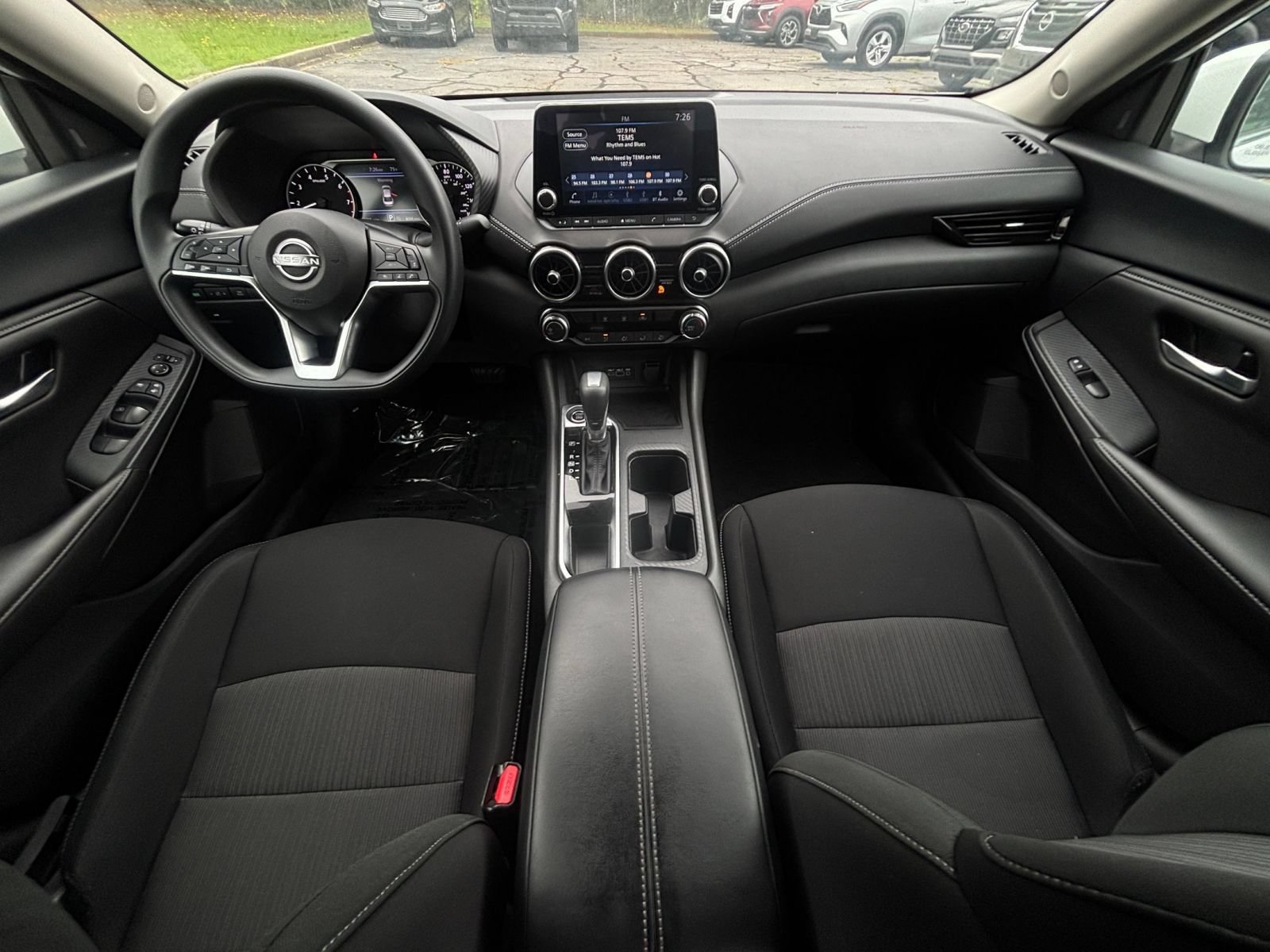 Used 2025 Nissan Sentra SV FWD image 32
