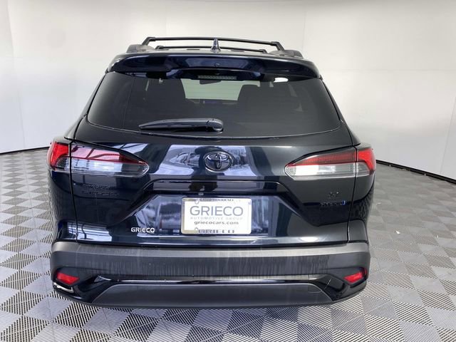Used 2024 Toyota Corolla Cross AWD Hybrid w/ Moonroof Package image 4