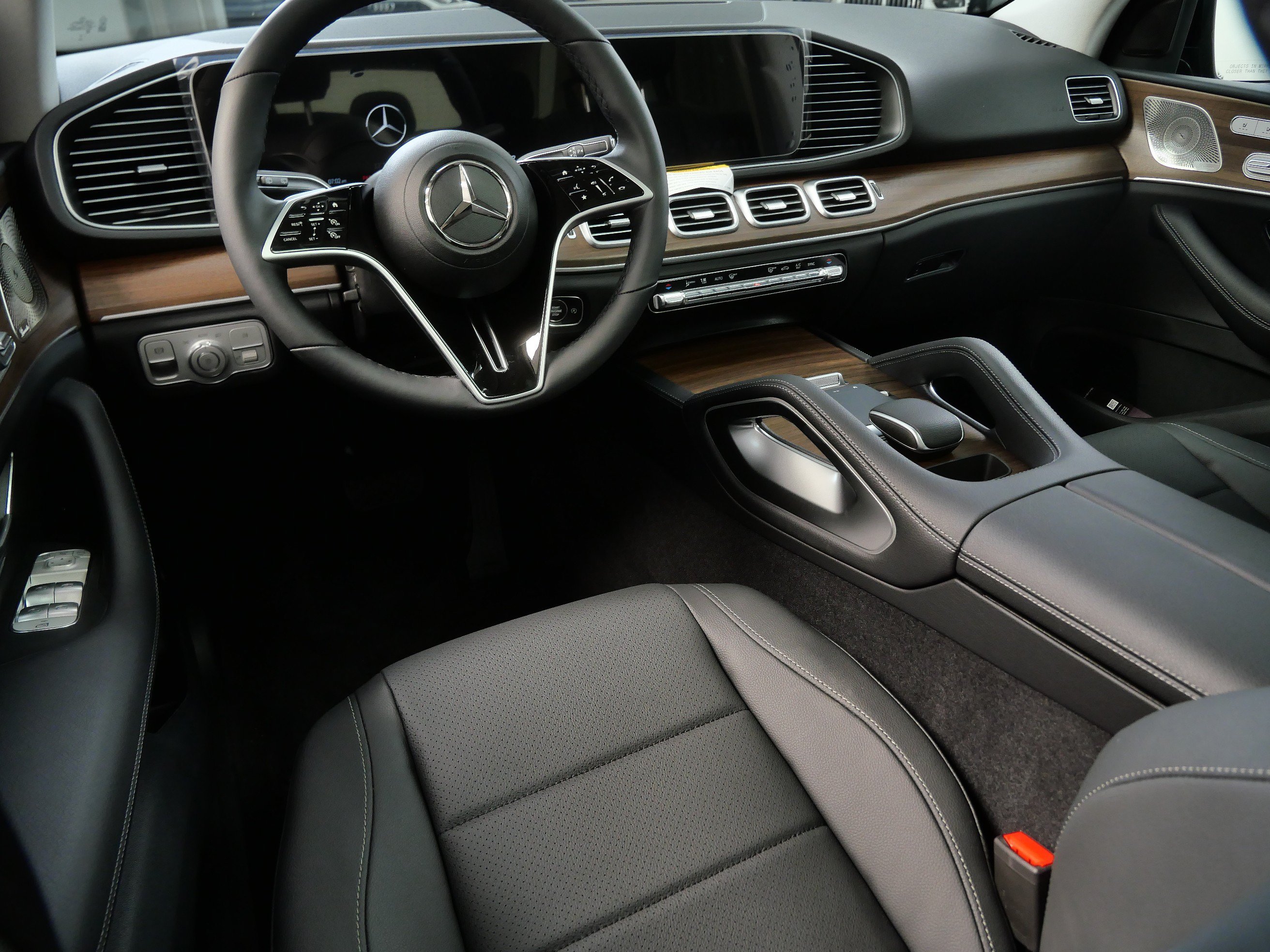 New 2026 Mercedes-Benz GLE 350 4MATIC image 2