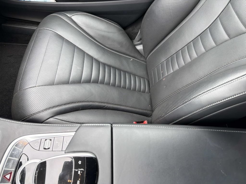 Used 2019 Mercedes-Benz S 560 Sedan image 16