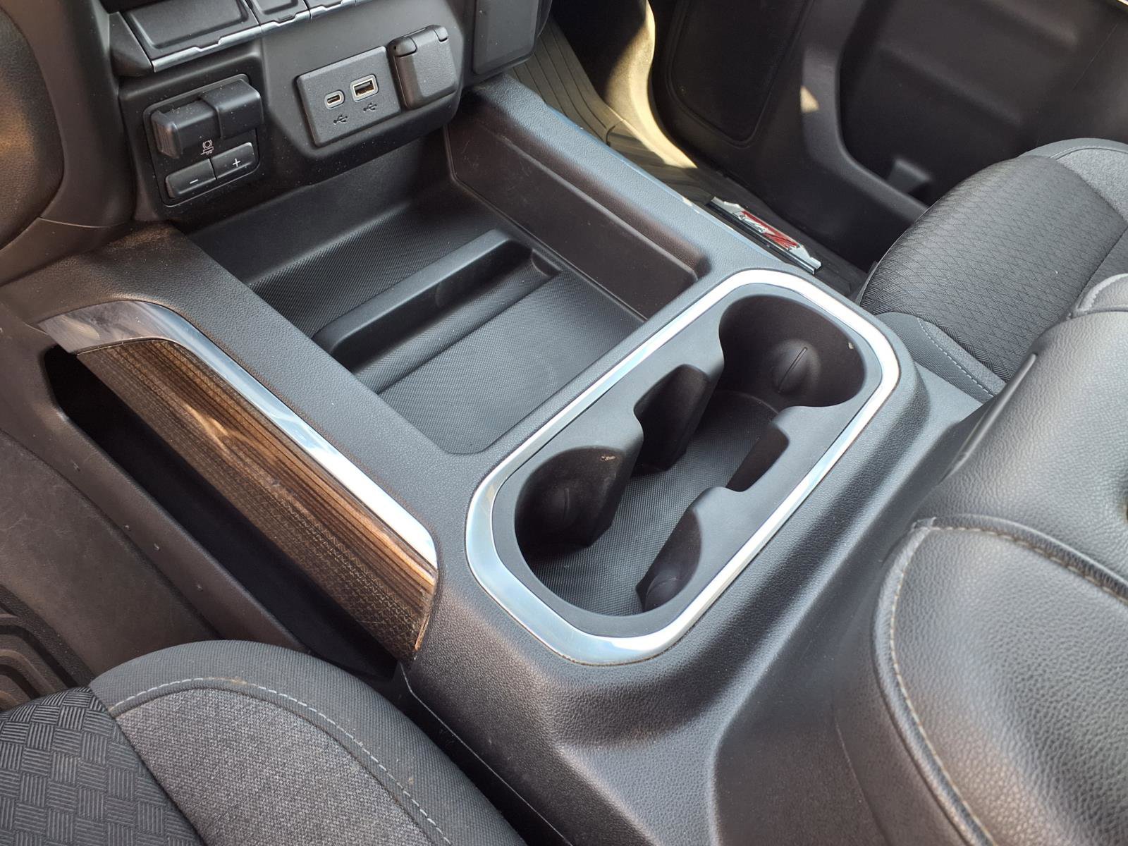 Used 2021 Chevrolet Silverado 1500 RST AWD/4WD image 11