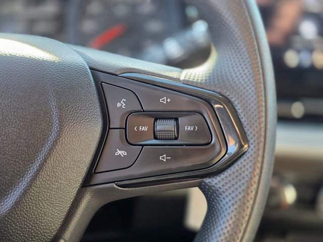 Used 2025 Chevrolet Trax LS image 24