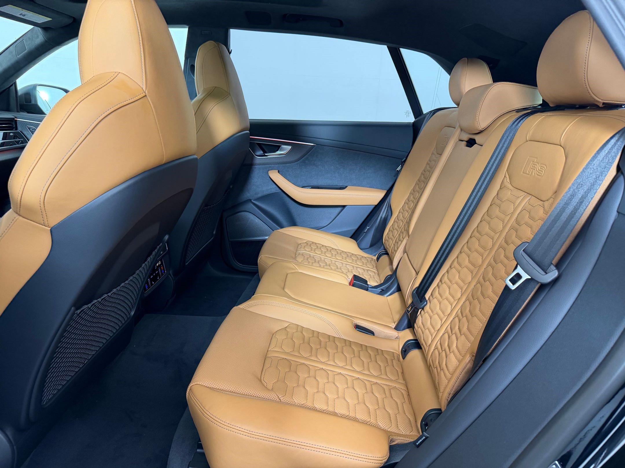 New 2027 Audi RS Q8 performance AWD/4WD image 22