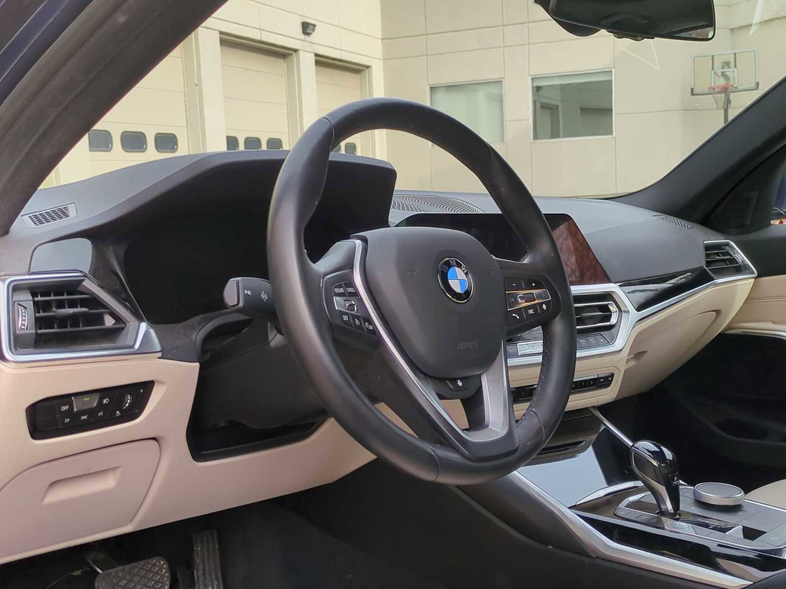 Used 2019 BMW 330i xDrive Sedan w/ Convenience Package image 10