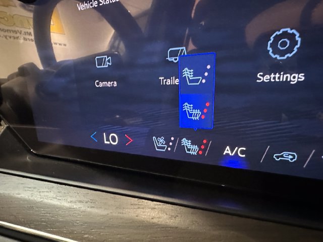 New 2026 Chevrolet Tahoe High Country AWD/4WD image 16