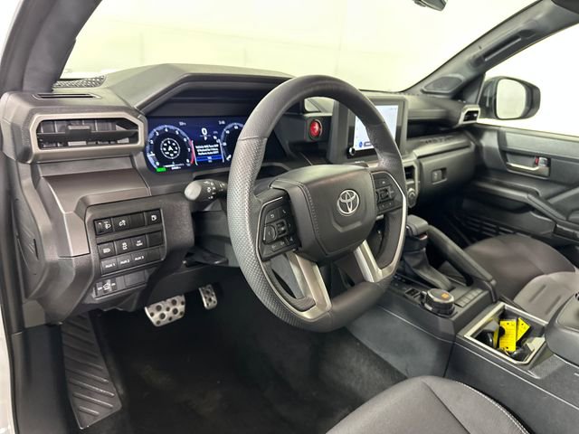 Used 2025 Toyota Tacoma TRD Sport w/ TRD Sport Upgrade Package image 13