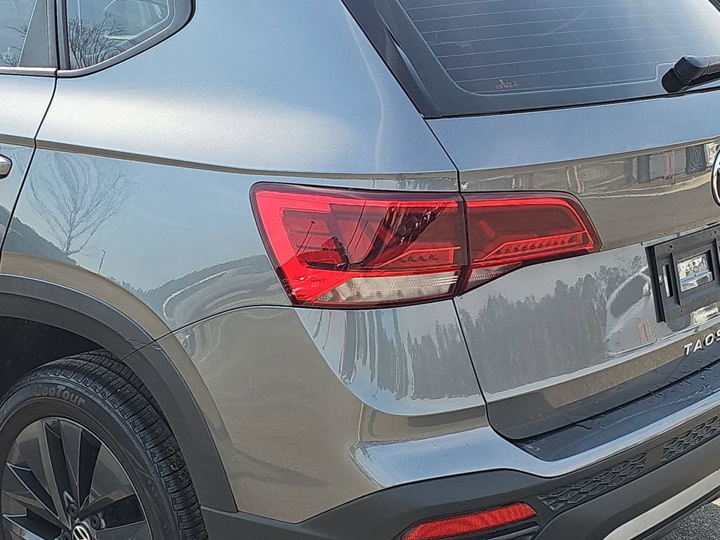 Used 2022 Volkswagen Taos S image 35