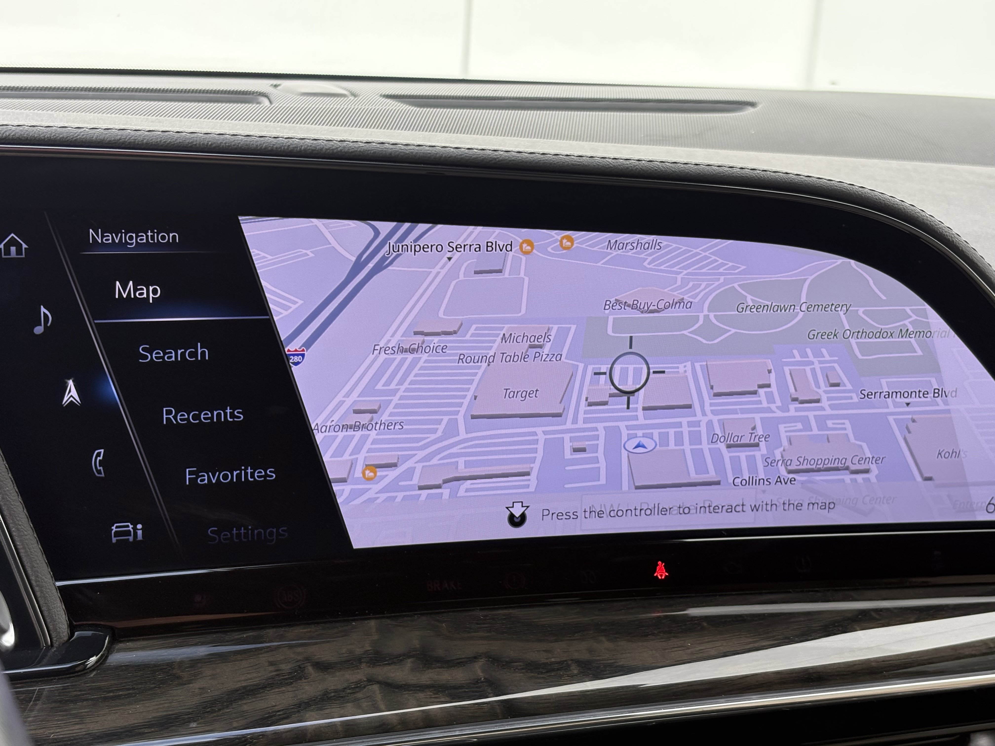 Certified 2024 Cadillac Escalade Premium Luxury image 27