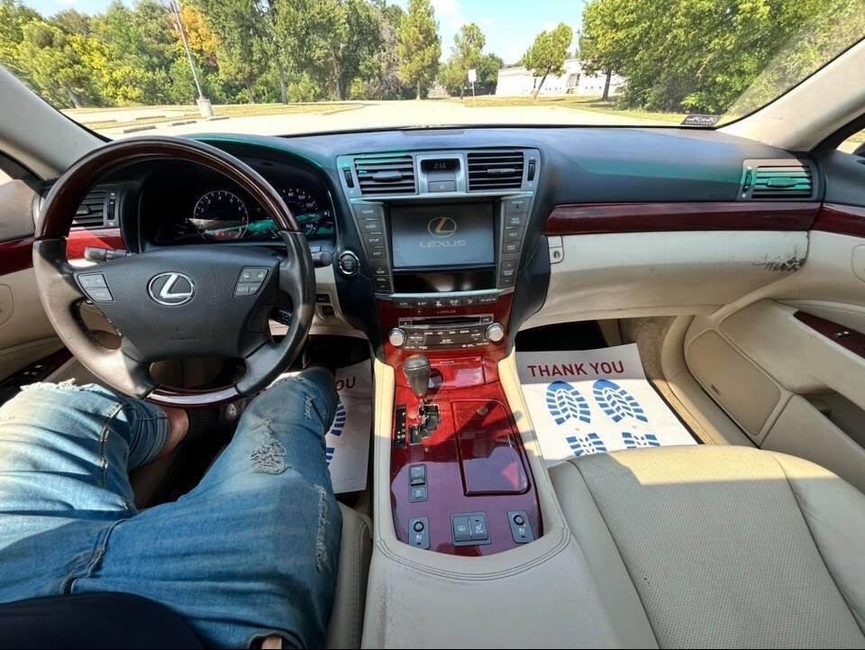 Used 2012 Lexus LS 460 image 16